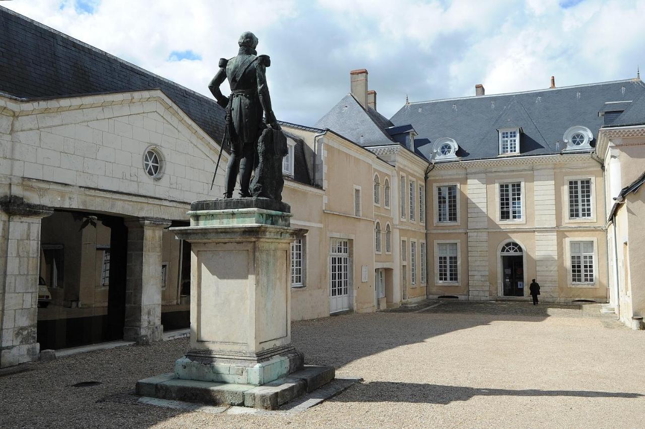 Maison d'hôtes de charme - Au Lys Blanc Châteauroux Exterior foto